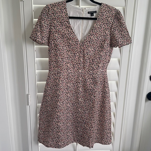 Summer dress by J.Crew - Picture 1 of 7
